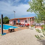 Amazing Home In Rovinj With Kitchen